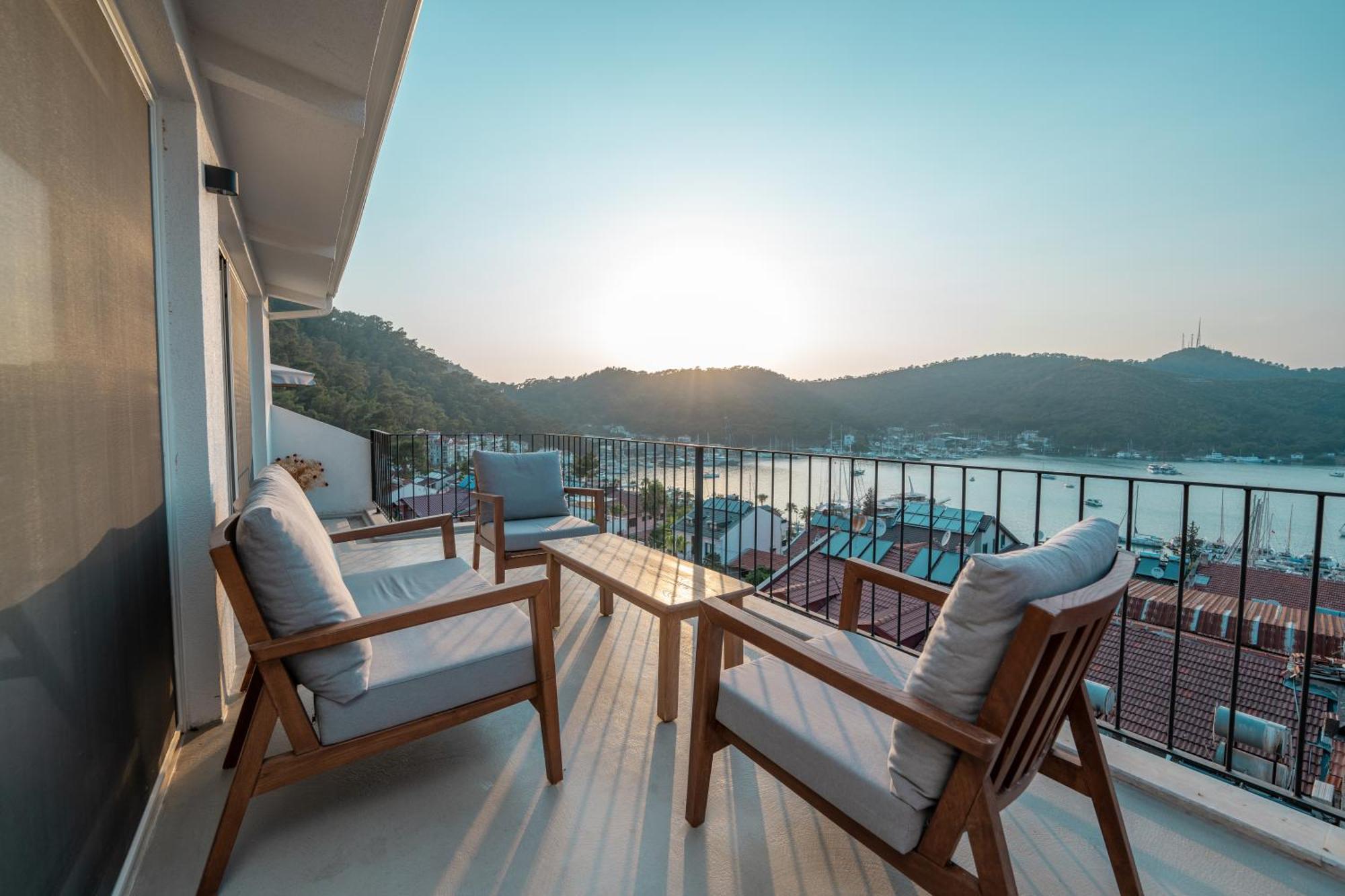 Gizz Suites Fethiye Exterior photo